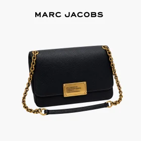 Marc Jacobs翻蓋斜背包-黑色金扣